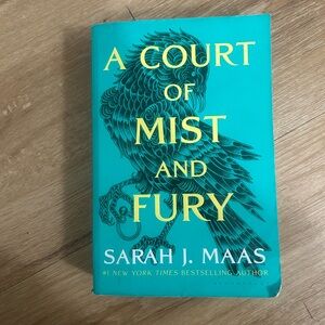 Sarah J. Maas book